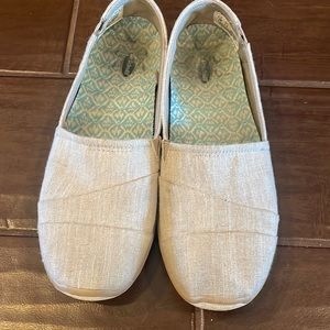 Dr Sholls comfortable flats